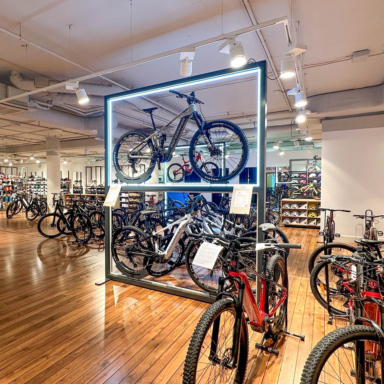 BRÜNDL SPORTS BIKE POPUP